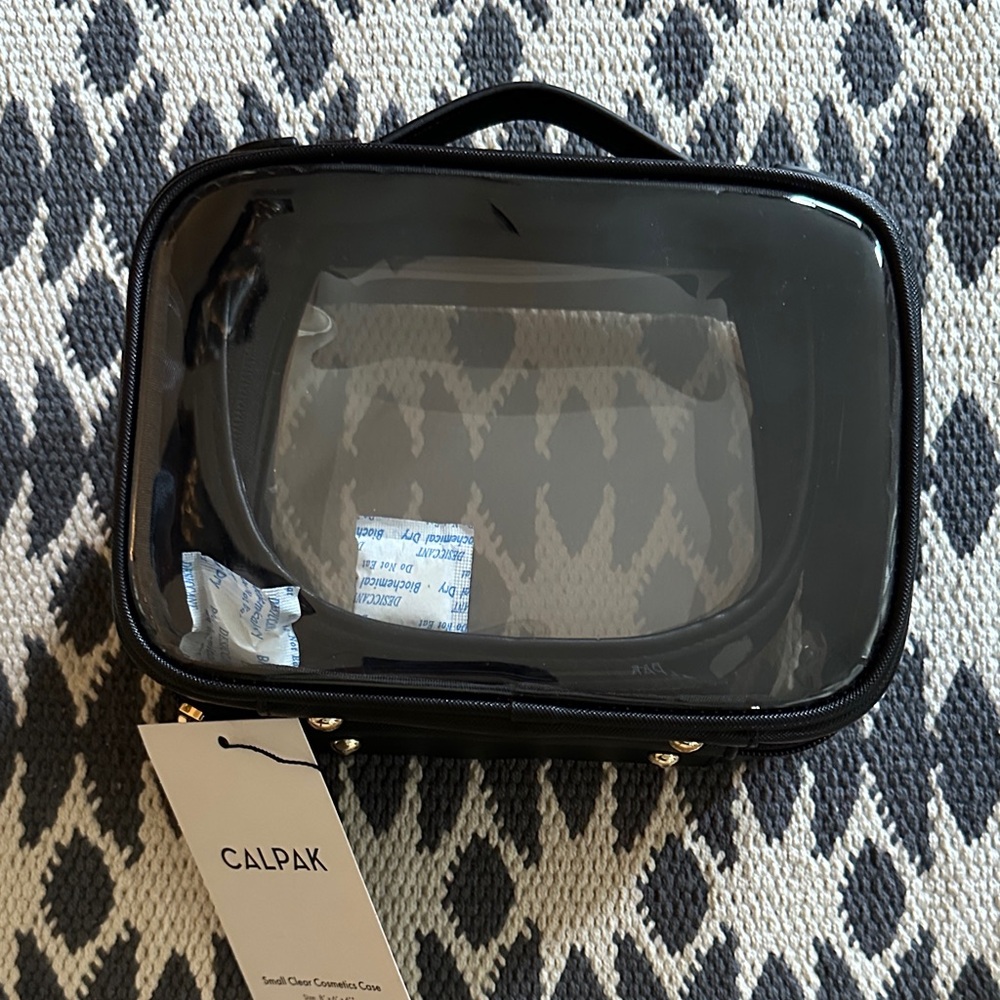 Calpak Transparent Black VR Accessory Case